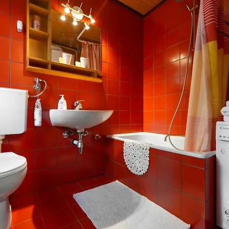 Hugo's House Tatil Evi