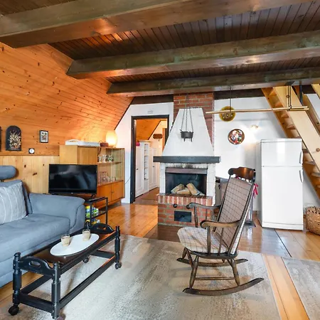 Hugo's House Nyaraló *