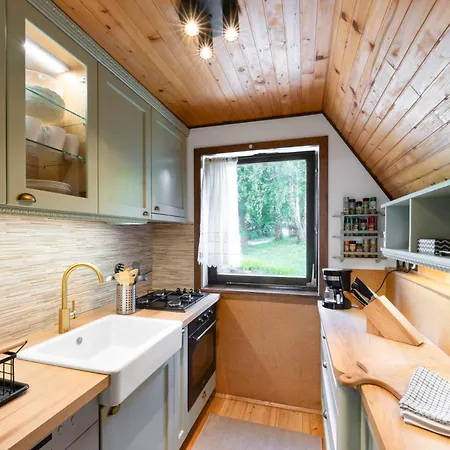 Hugo's House Rakitna