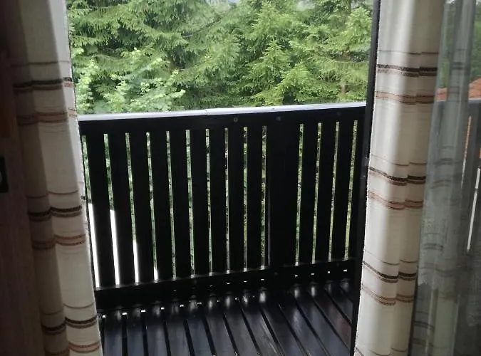 Hugo's House Feriehus Rakitna