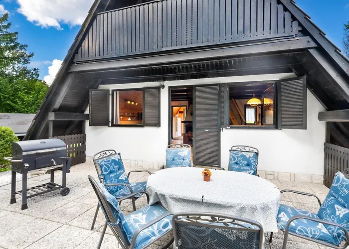 Hugo's House Rakitna