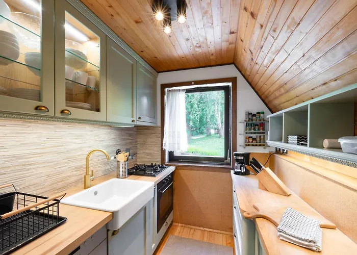 Hugo's House Rakitna